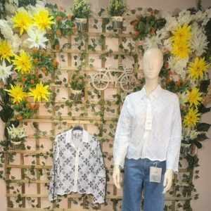 Camisa bordada campana